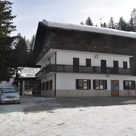 Casa Alpina Dobbiaco-3